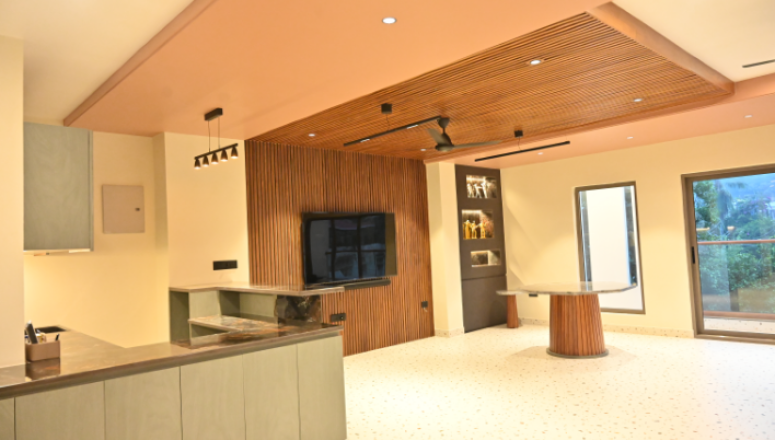 Residential (4)